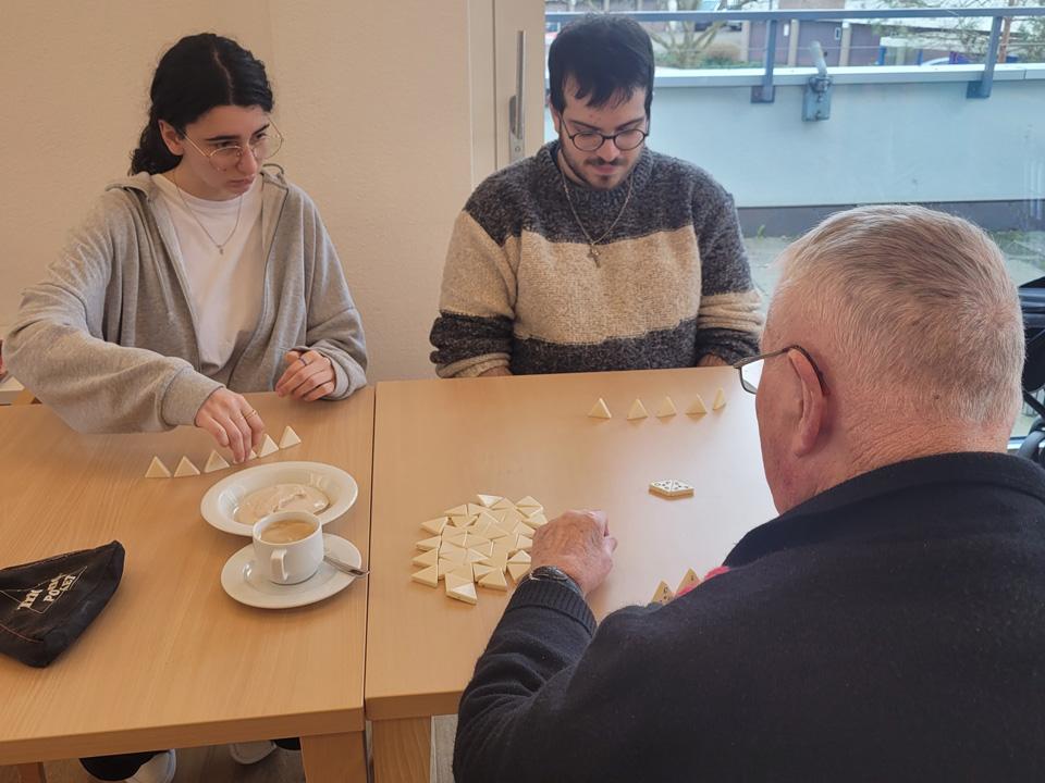 Spielen im Alterszentrum
