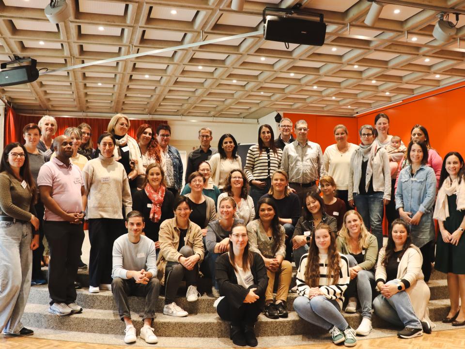 Auszubildende treffen sich in Weinfelden