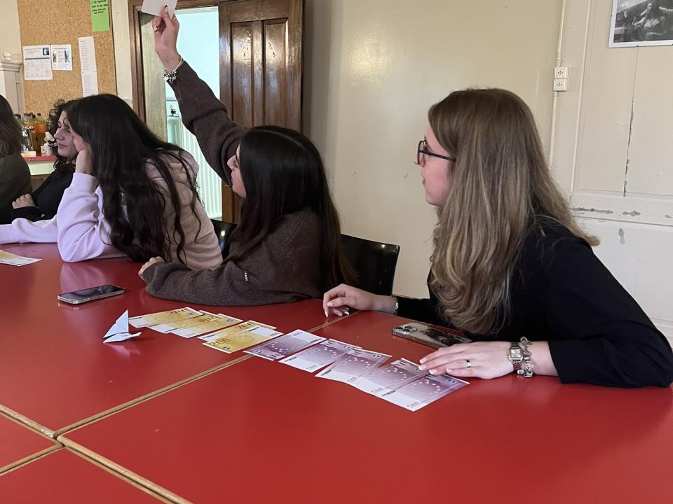 Einblick in den Firmweg