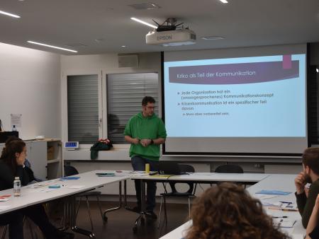 Infos anhand PowerPoint