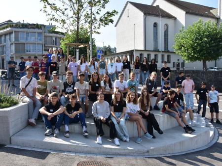 Startmorgen des Firmweges der Pastoralräume Hinterthurgau-Tannzapfenland 
