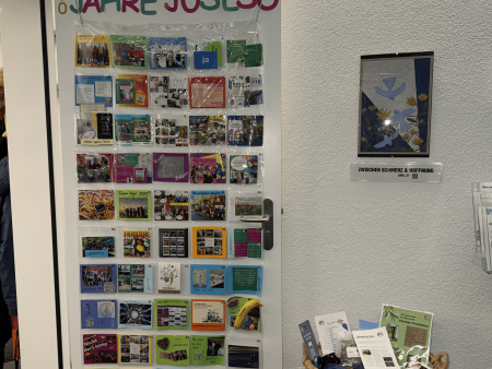 Tür 50 Jahre JUSESO