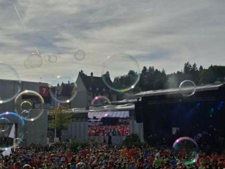 Einblick in die Arena am Minifest 2025
