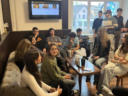 Einblick in den Firmweg