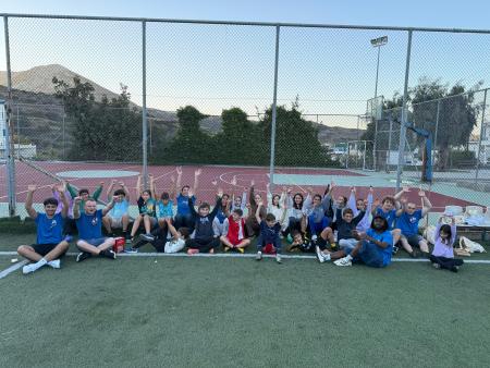 Spielnachmittag mit Kindern der Insel und dem gespendeten Spielmaterial