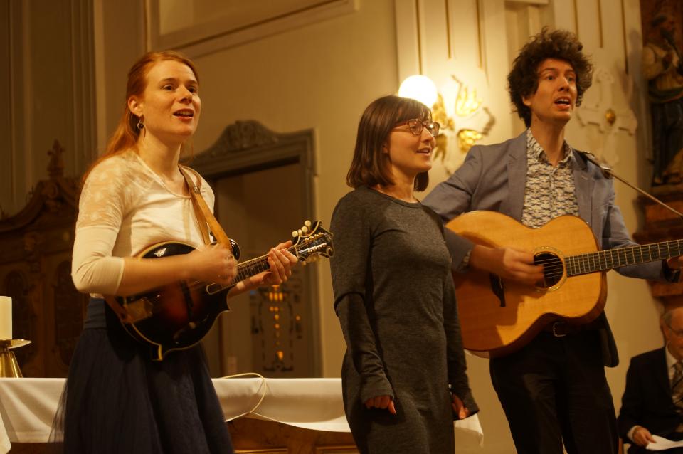 Michi, Mala & Jasmin, das Musik-Projekt-Trio aus Luzern