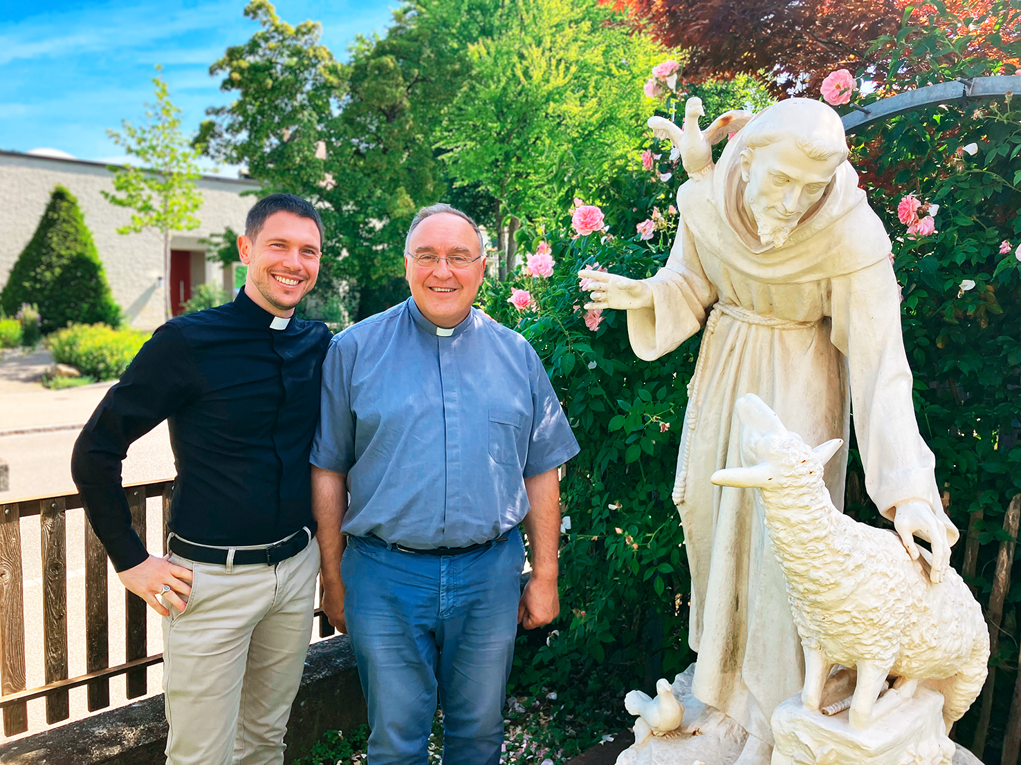Don Giorgio (rechts) und Don Simone